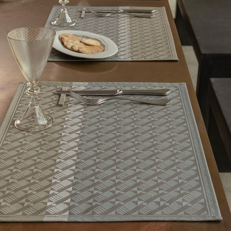 CHEMIN DE TABLE ENDUIT VEINE GRAPHIQUE FEUTRE